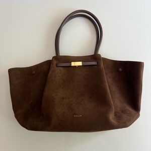 DeMellier Women's New York Suede Tote Bag in Mocha Suede